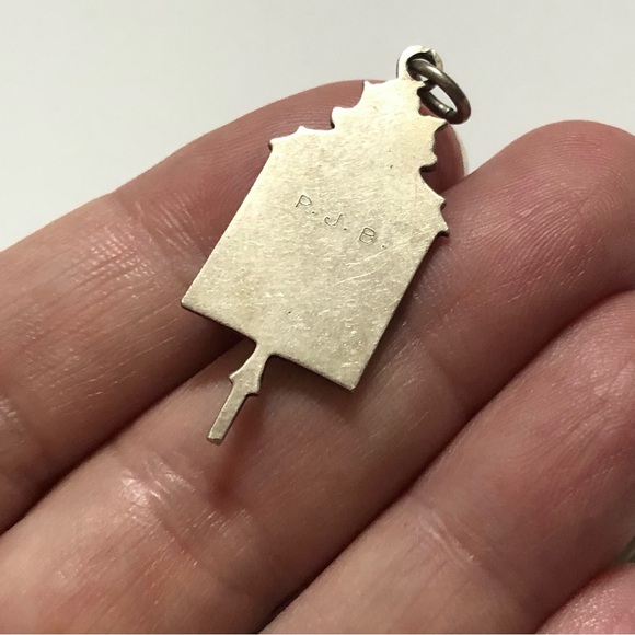 Vintage silver metal school lavaliere style pendant knight helmet letter A - Picture 7 of 9